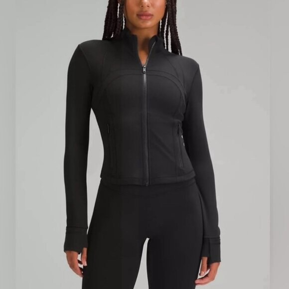 🆕Lululemon🍋 Define Cropped Jacket Nulu Black Sz 4 - Picture 1 of 12
